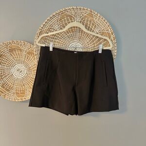 Women’s High-Rise Tailored Shorts - Black - Size 12